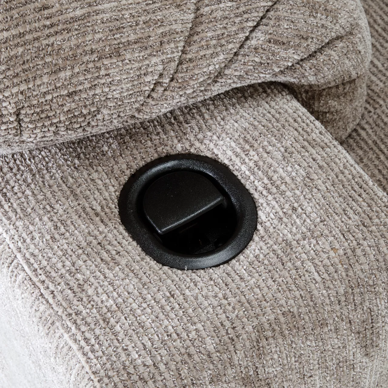 Franklin Parker Beige Recliner 7 Franklin Parker Beige Recliner - Image 5