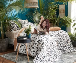 Real Living End Table With Bluetooth Speaker & USB Port 17 Real Living End Table With Bluetooth Speaker & USB Port -Storage supplies store 810513609 31