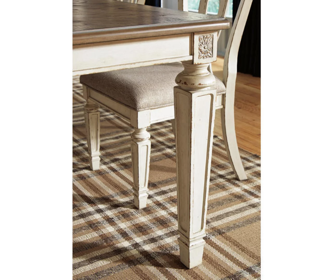 Raelyn Rectangular Extension Leaf Dining Table 7 Raelyn Rectangular Extension Leaf Dining Table - Image 5
