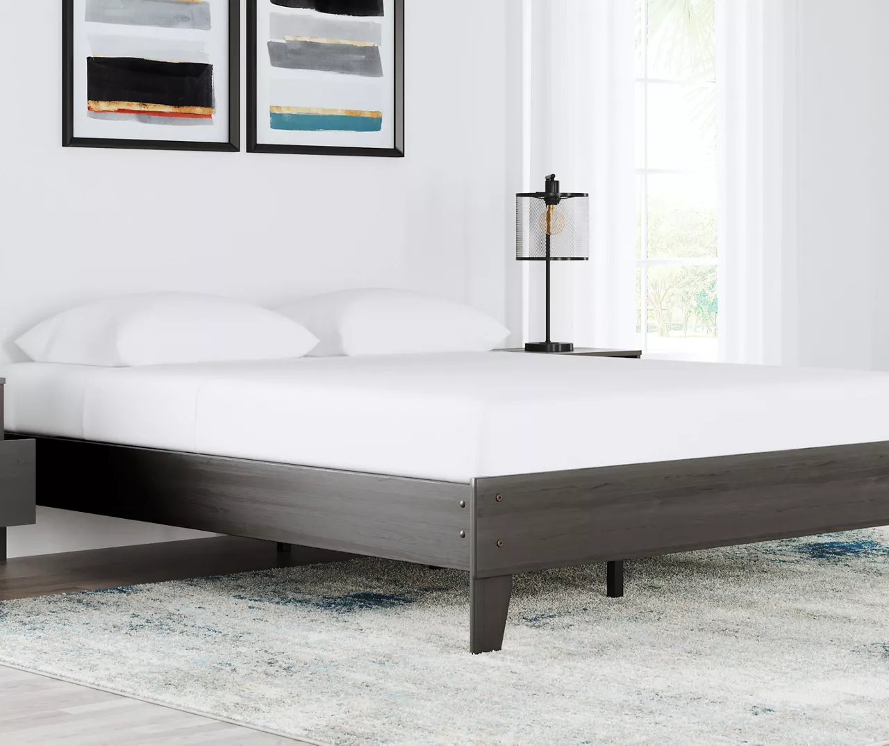Signature Design By Ashley Brymont Queen Panel Platform Bed 4 Signature Design By Ashley Brymont Queen Panel Platform Bed - Image 2