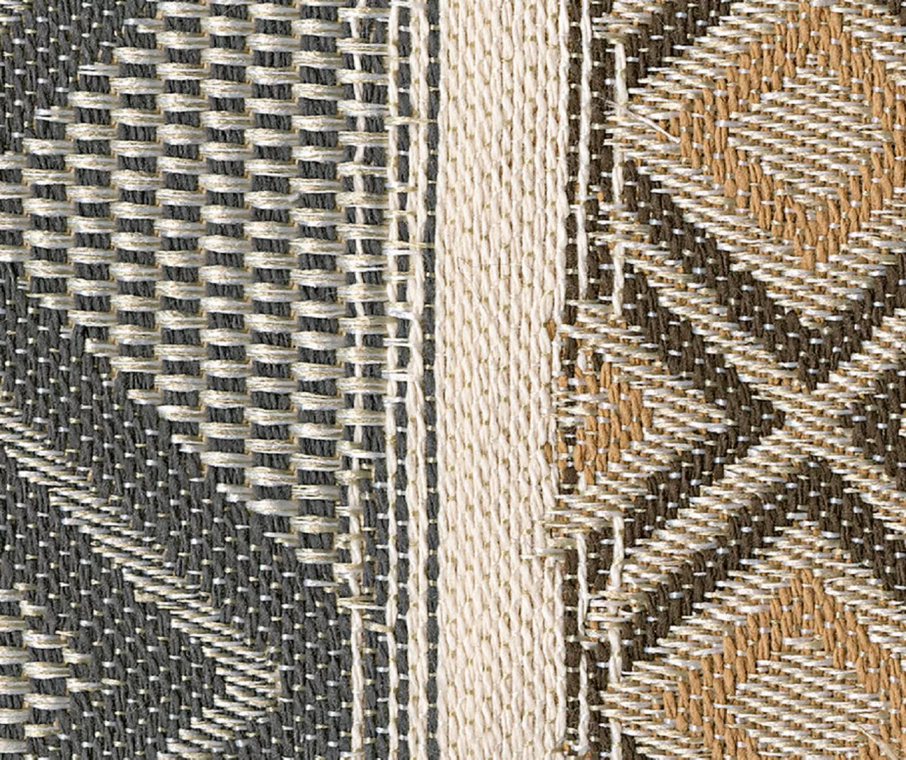 Broyhill Glynn-Cove Linen Sectional 6 Broyhill Glynn-Cove Linen Sectional - Image 4